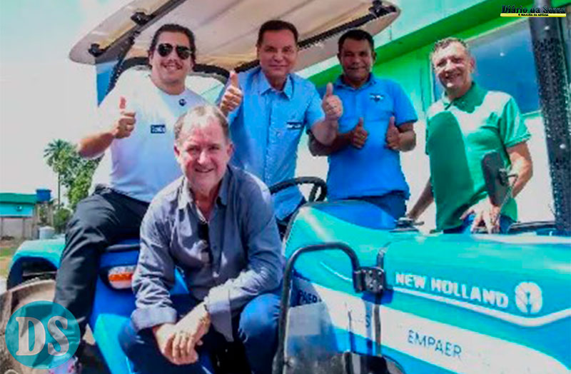 Entrega de equipamentos fortalece agricultura familiar e impulsiona desenvolvimento em Diamantino