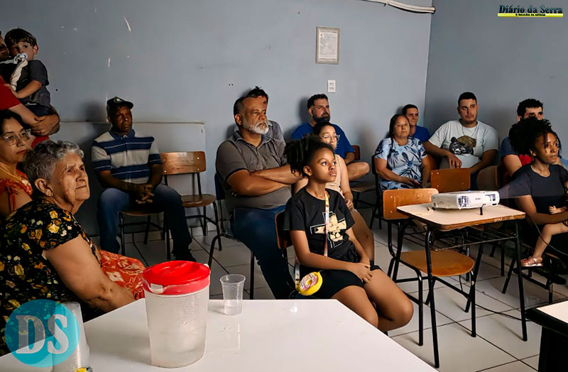 MEMÓRIA E DESENVOLVIMENTO – Comunidade Bandeirantes se emociona com exibição do documentário Estrada da Esperança