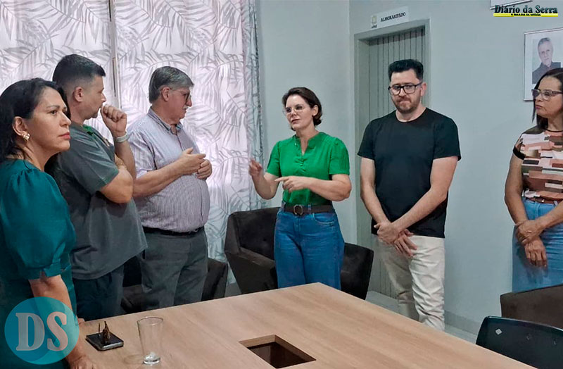 Deputada Coronel Fernanda confirma emendas para a Apae em visita a Tangará