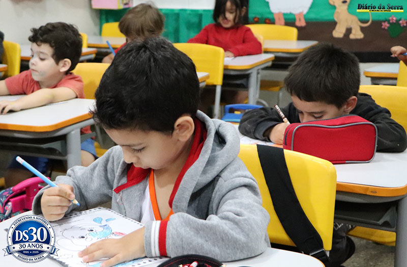 Recesso escolar para alunos,  professores e servidores da rede municipal inicia nesta segunda