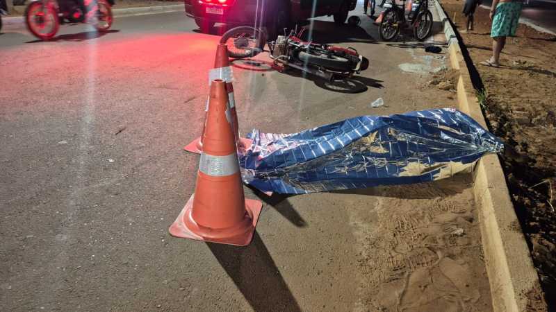 ACIDENTE FATAL - Motociclista morre após invadir contramão e bater de frente com outra moto