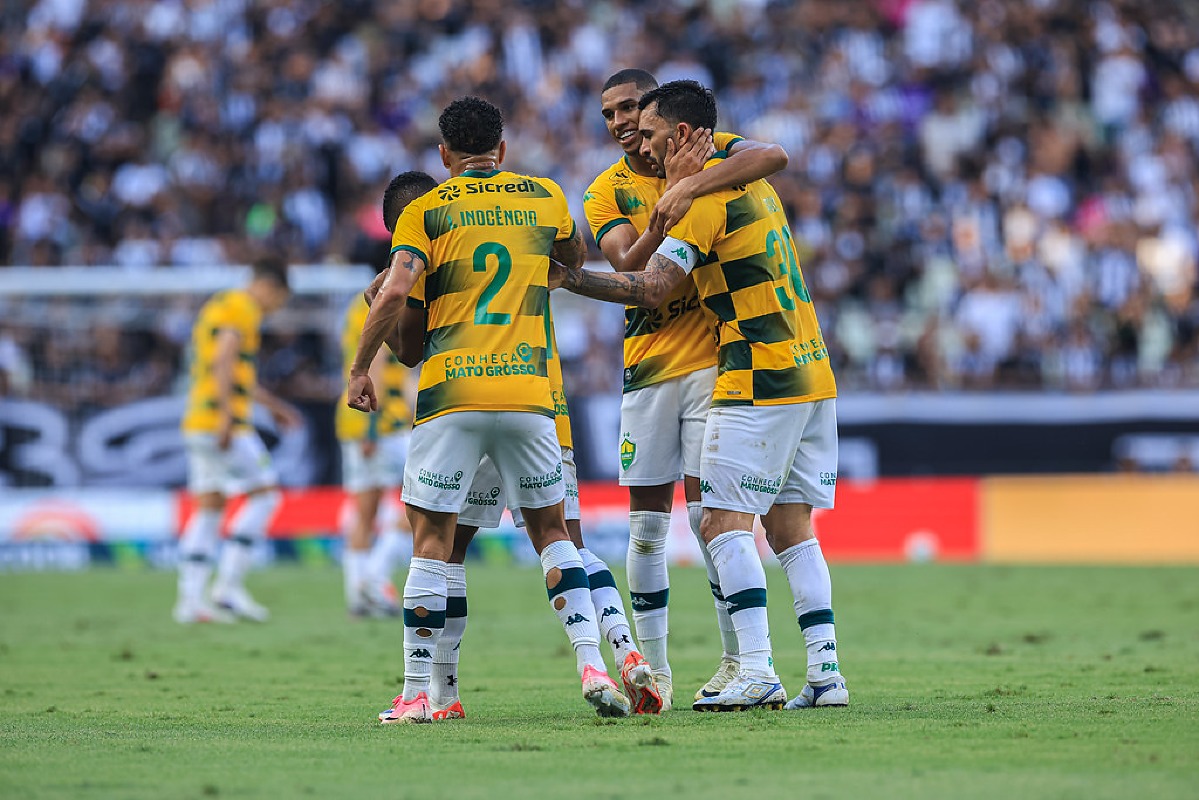 22ª RODADA DA COMPETIÇÃO - Cuiabá cala o Castelão, vence o Ceará por 3 a 1 e encerra jejum na Série B