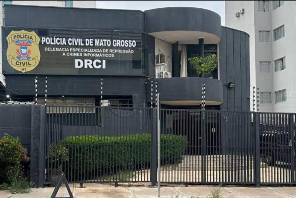 CESI-MT - Polícia Civil cumpre mandados contra investigado por armazenamento de pornografia infantil em Tangará da Serra