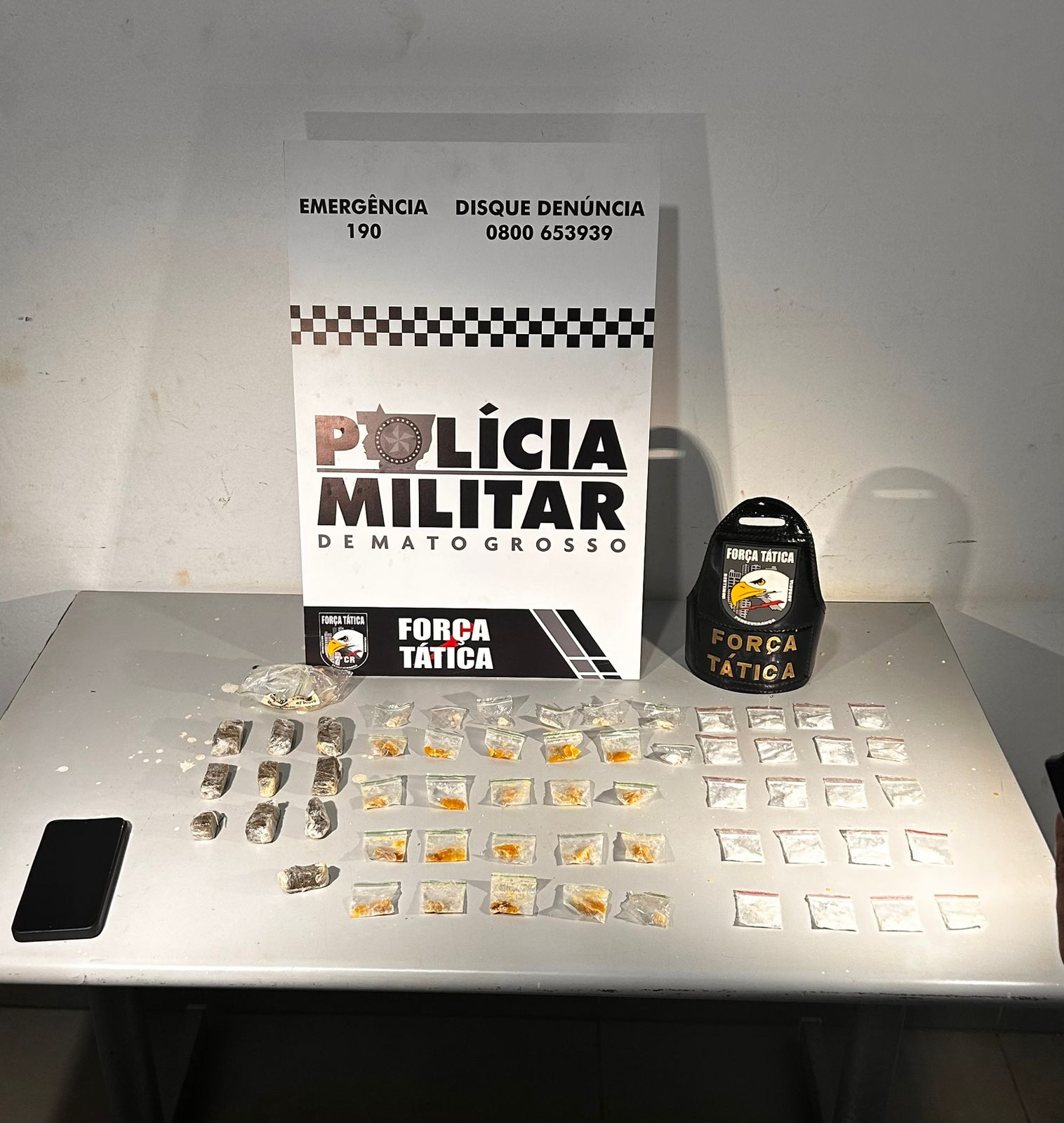 Força Tática prende suspeito com drogas e tornozeleira eletrônica no Jardim Acapulco