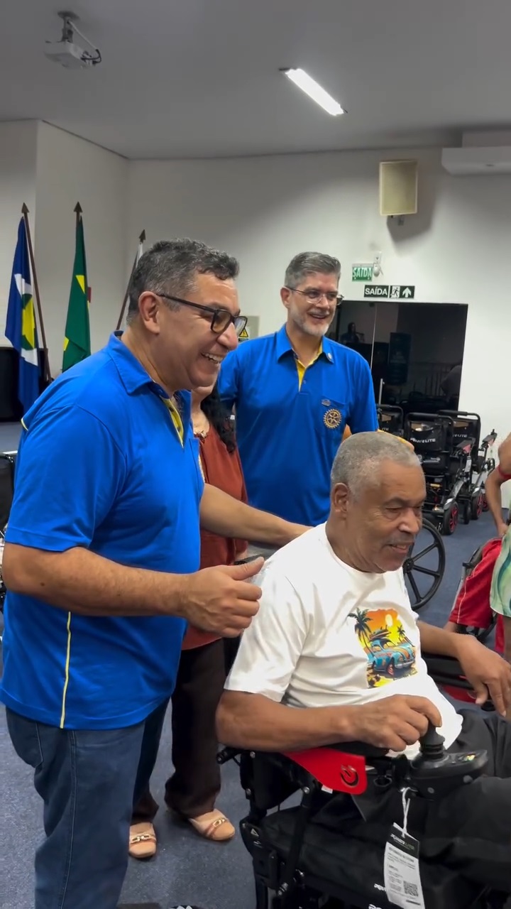 DIREITO DE IR E VIR - Rotary Club Tangará da Serra Centro chega à marca de 82 cadeiras de rodas motorizadas entregues