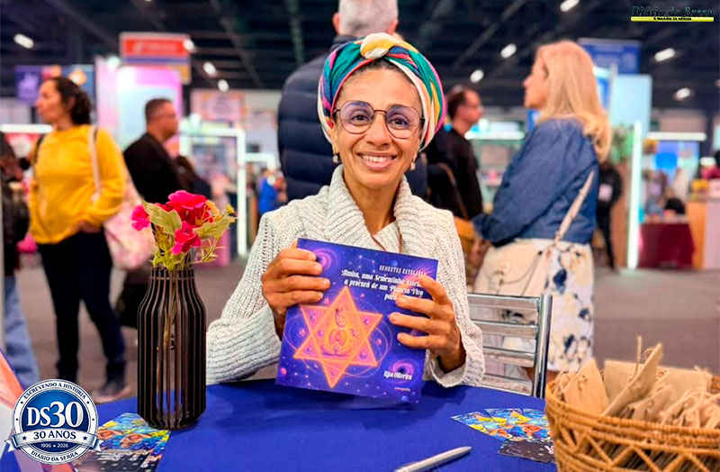 LITERATURA - Escritora de Tangará da Serra lança dois livros na 28ª Bienal