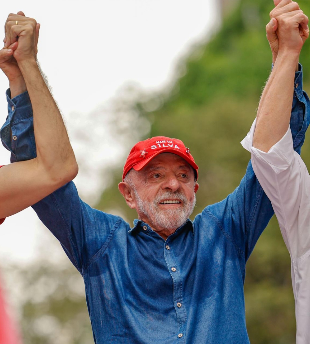 ELEIÇÕES 2026 - Lula é reeleito aos 80 anos e se torna novamente o presidente mais velho da história do Brasil