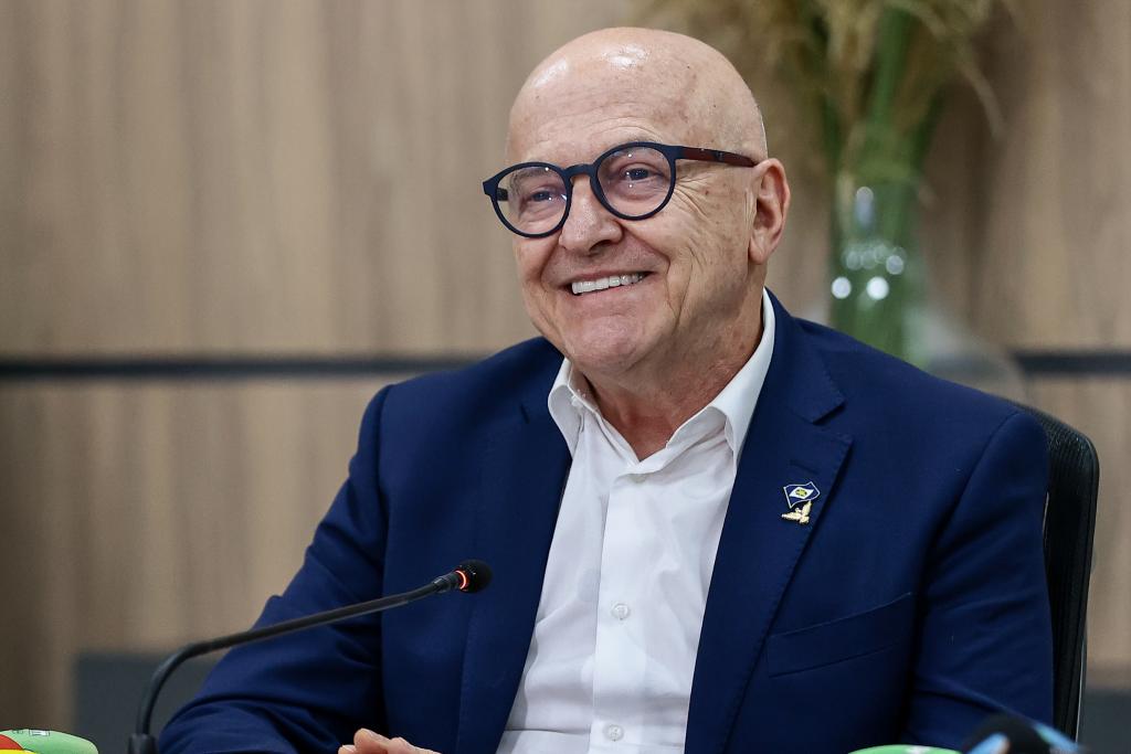 DIA DO SERVIDOR PÚBLICO - Governador transfere ponto facultativo do dia 28 para sexta-feira