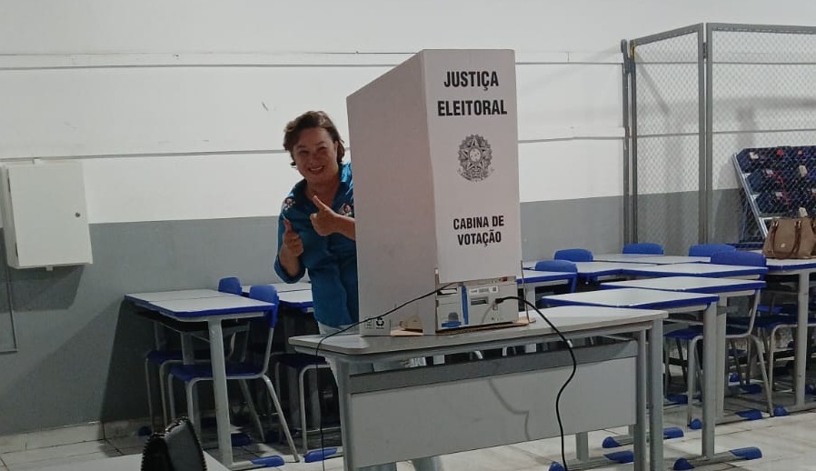 Candidata de Tangará da Serra, Irene Lopes vota e destaca expectativa para as Eleições 2026